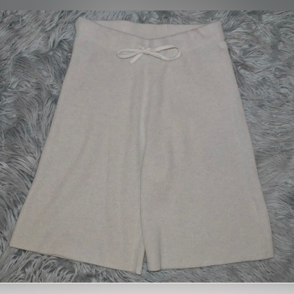 CALME By Johnny Was 100% Cashmere Bermuda Shorts S $228 - Picture 4 of 4